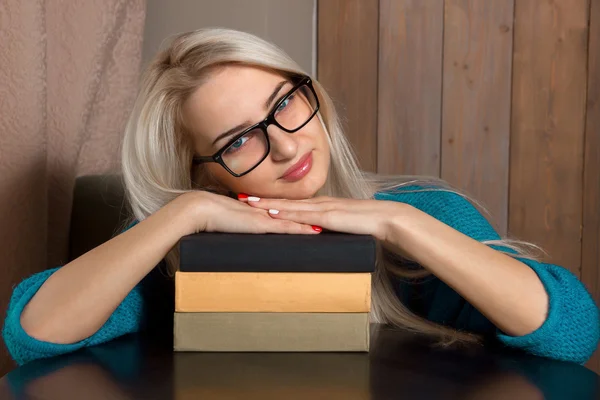 Girl with the books — Stock Photo, Image