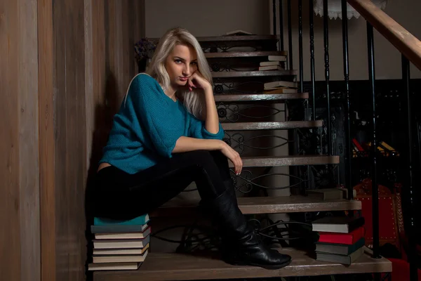 Girl with the books — Stock Photo, Image