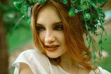 chaming gülümseme uzağa arıyorsunuz ile kız