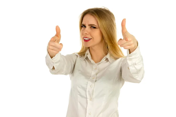 Chica sonriendo y mostrando dos dedos a la cámara — Foto de Stock