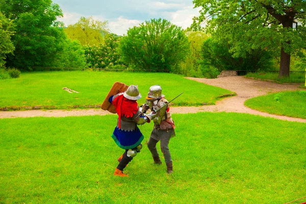 Ridderlijke toernooi met zwaarden — Stockfoto