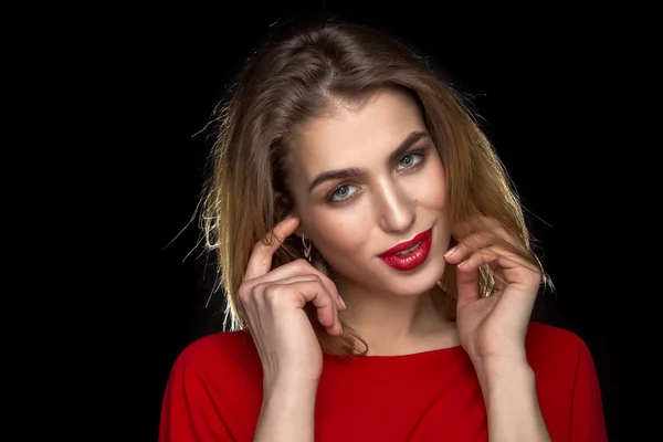 Beauté jeune femme en studio — Photo