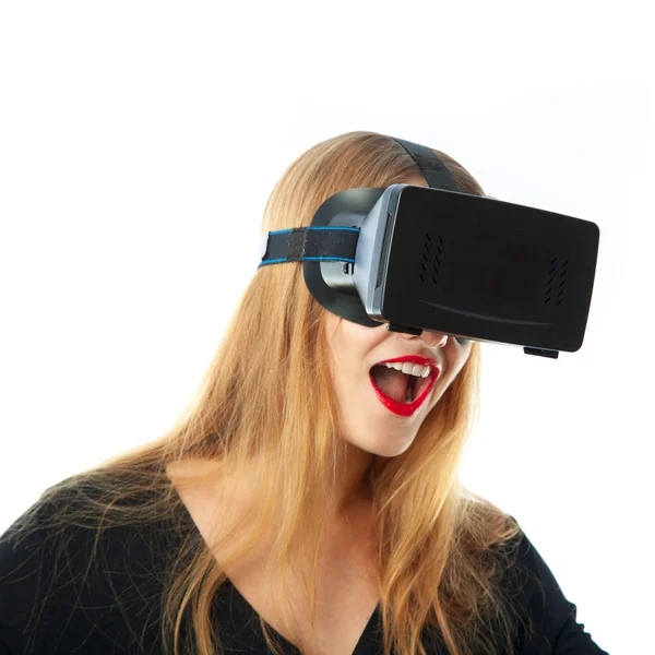 Chica en casco de realidad virtual — Foto de Stock