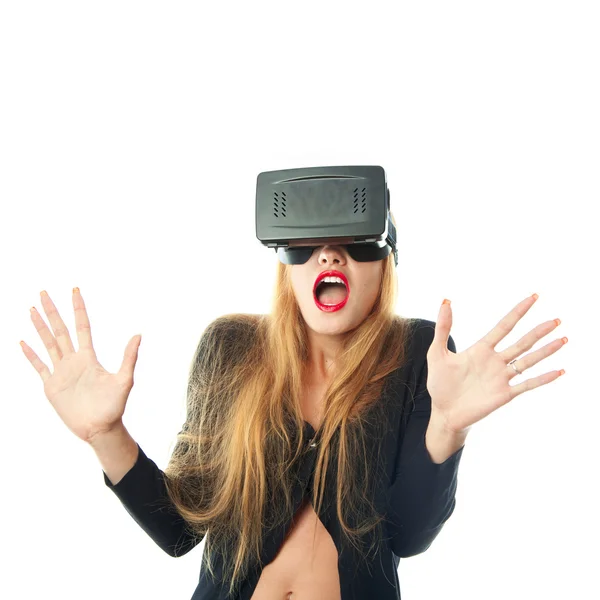 Mädchen mit Virtual-Reality-Brille — Stockfoto