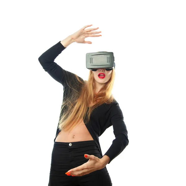 Menina em óculos de realidade virtual — Fotografia de Stock