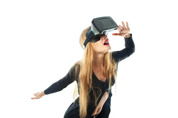 Frau in Virtual-Reality-Brille — Stockfoto