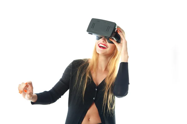 Frau im Virtual-Reality-Helm — Stockfoto