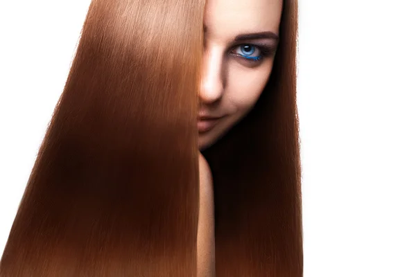 Charming woman with perfect streight long brown hair and blue ey — Stock Photo, Image