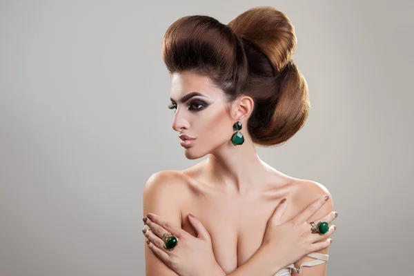 Profile portrait of cute young girl with creative hairstyle — Stock Photo, Image