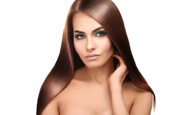 Krásná mladá brunetka make-up a vlasy dokonalé streight w — Stock fotografie