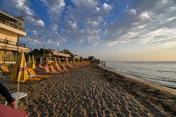 Paralia, Katerini, Yunanistan, 14.08.2025: Paralia, Katerini, Yunanistan 'da deniz üzerinde gün doğumu.