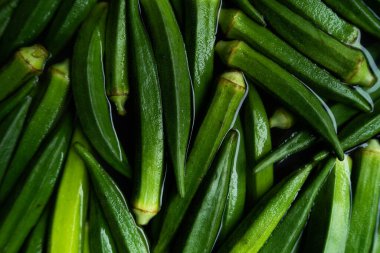 Ladyfinger günlük bir sebzedir..