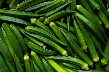 Ladyfinger günlük bir sebzedir..