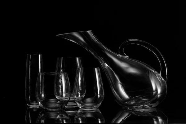 Zátiší s vínem brýle a džbán — Stock fotografie