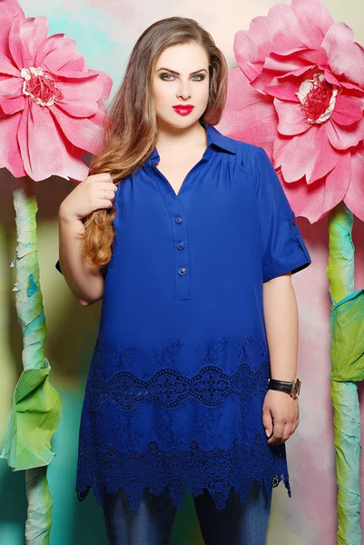 Plus size woman in casual clothes — Stock Photo, Image