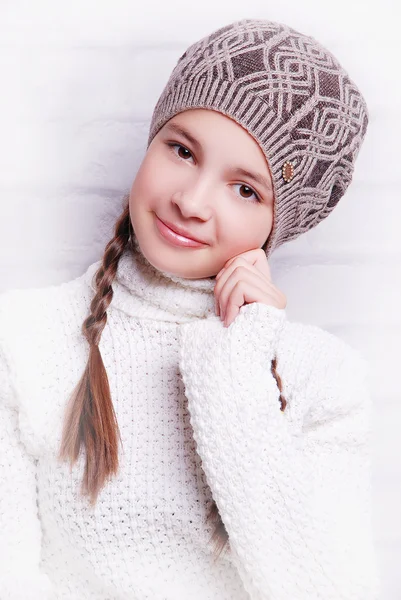 Child girl wearing knitted hat — Stock Photo, Image