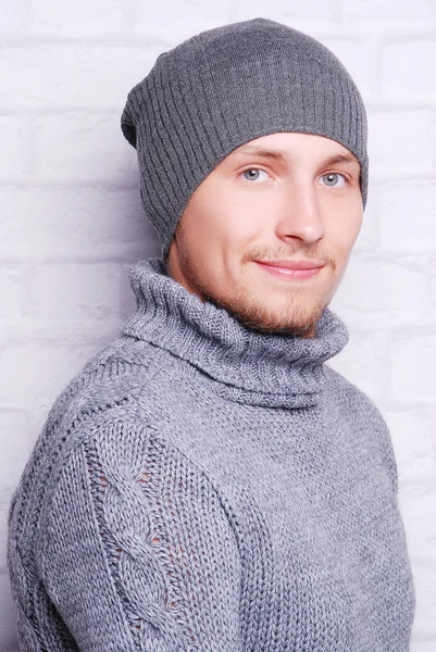 Handsome man in winter hat — Stock Photo, Image