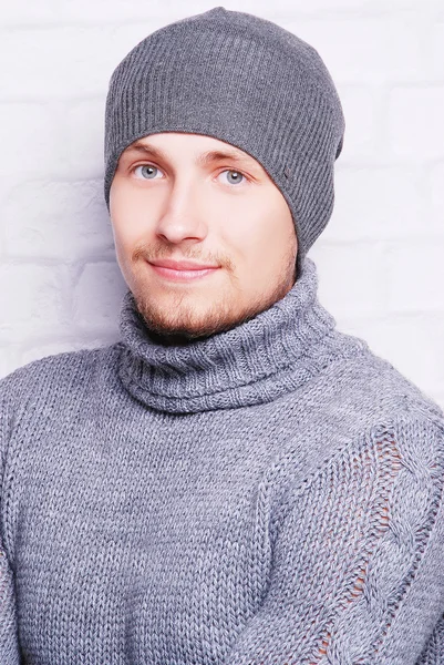 Handsome man in winter hat — Stock Photo, Image