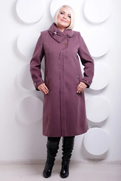 Szőke nő téli kabát — Stock Fotó