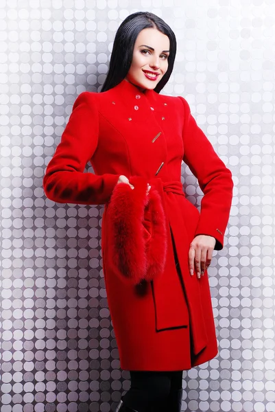 Bela mulher de casaco — Fotografia de Stock