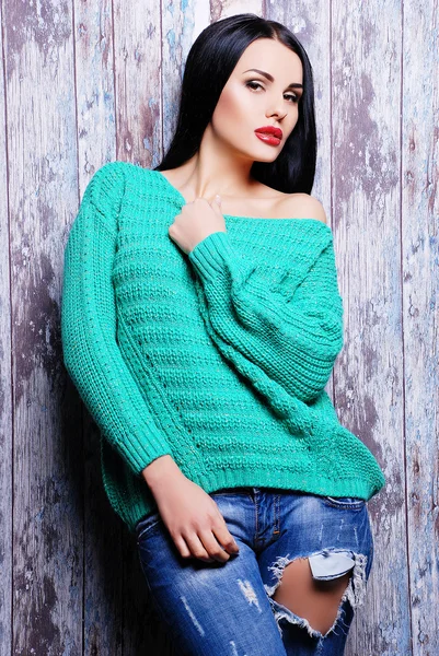 Alkalmi kötött pulóver nő — Stock Fotó