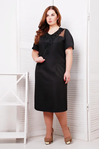 Vackra plus size kvinna — Stockfoto