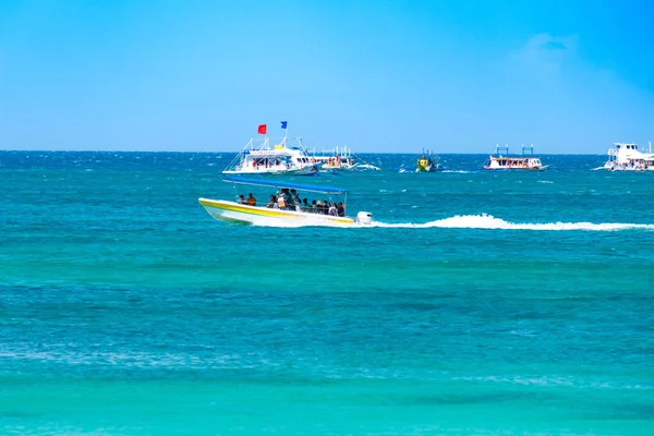 Playa Blanca Vacía Isla Boracay Durante Día Hay Turistas Chinos — Foto de Stock