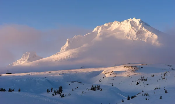 Sunset Mount Hood Kaskadbergen Ski Resort-området — Stockfoto