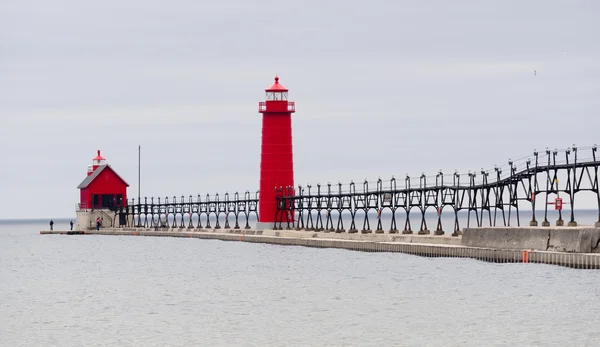 Çift fenerler Grand Haven deniz işaretleri Michigan Gölü — Stok fotoğraf