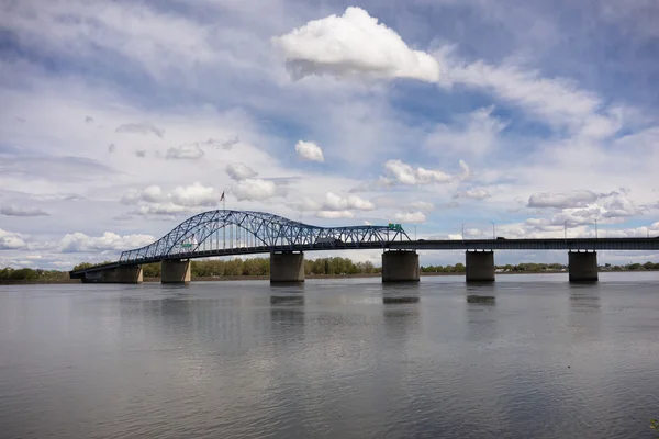Clouds Roll Fast Past Pioneer Memorial Bridge Columbia River Ken — Stock Photo, Image