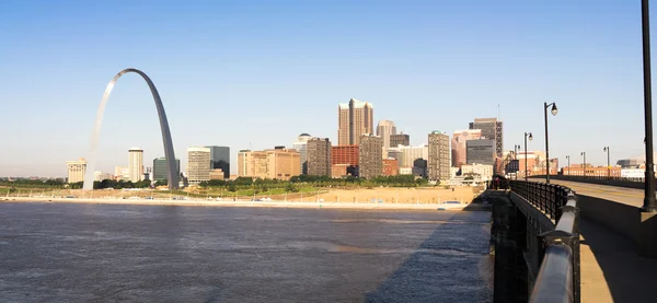 St Louis Missouri Downtown City Skyline Arch Gateway West Stock Photo