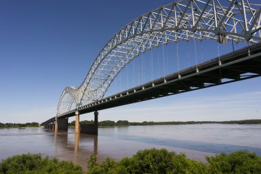 Hernando de Soto köprü genişleme Mississippi Nehri Arkansas Tennessee