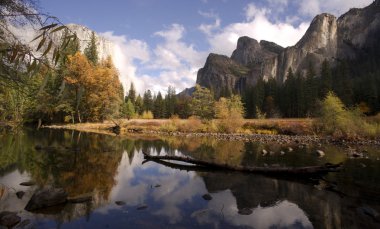 El Capitan gelin Viel Falls Merced River Yosemite Milli Parkı