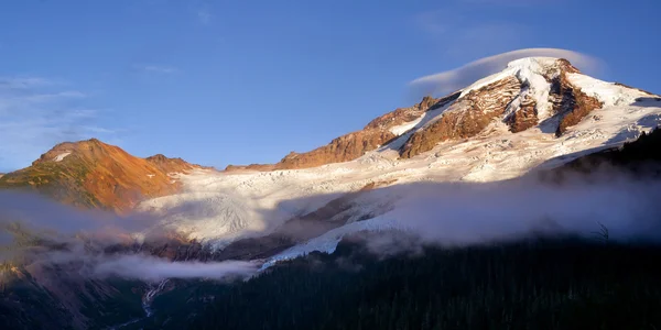 North Cascades Mount Baker Heliotrope Ridge gletsjer pieken — Stockfoto