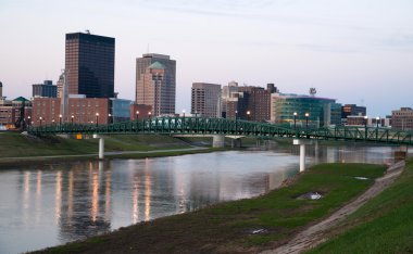 Dayton Ohio Waterfront şehir şehir manzarası Miami Nehri