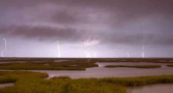 Tempesta elettrica si avvicina fulmini Galveston Texas — Foto Stock