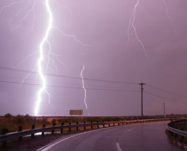 Enorma Lightning Bolt Strike Storm Chaser Mexikanska golfen — Stockfoto