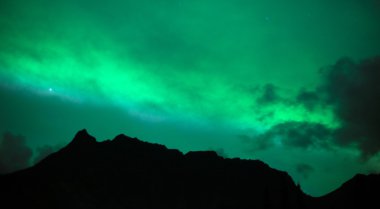 Wrangell Dağları Kuzey ışıkları Aurora Borealis Alaska gece