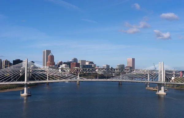 Portland Oregon yeni köprü inşaat Willamette geçiş Tilikum — Stok fotoğraf