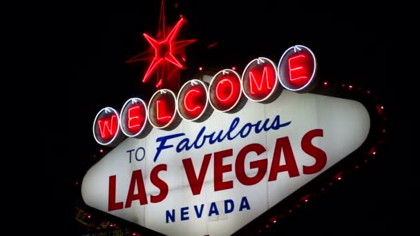 Welcome to Las Vegas Sign Boulevard Strip Roadside Attraction — Stock Video