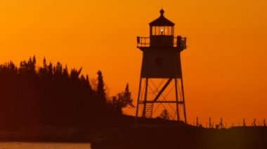 Sabah hafif Harbor Grand Marais deniz feneri Superior gölünün Minnesota ABD