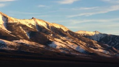 Dağ aralığı çevreleyen büyük havzası Milli Park Nevada