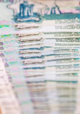 Fantezi düşen ruble görüntüsünü