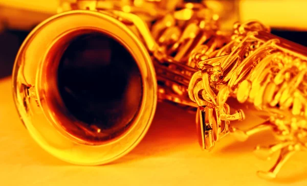 Wszystko złoto saksofon — Zdjęcie stockowe