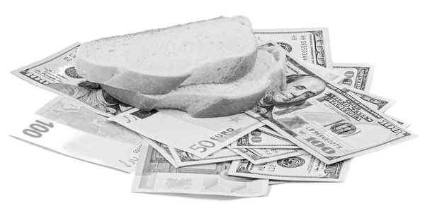 Pão branco e dinheiro — Fotografia de Stock