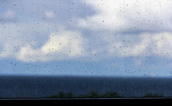 Krople na szkło po deszczu — Zdjęcie stockowe