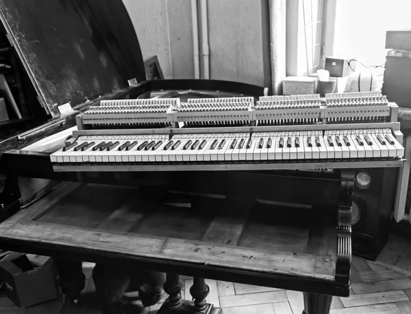 Piano restoration photo — Stock Photo, Image