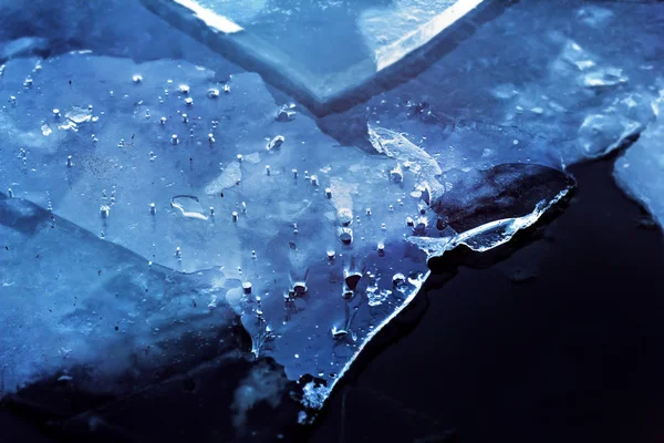 Gelo de inverno em azul — Fotografia de Stock