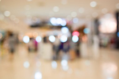 Bokeh ile alışveriş merkezinin arka planı bulanıklaşıyor