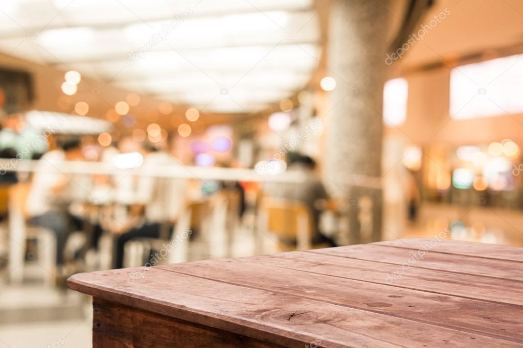 Restaurant and Coffee shop blurred background with wooden floor Stock Photo  by ©29Mokara 77515394